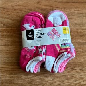 10 pack of girls no-show socks size medium fits size 10 to 3